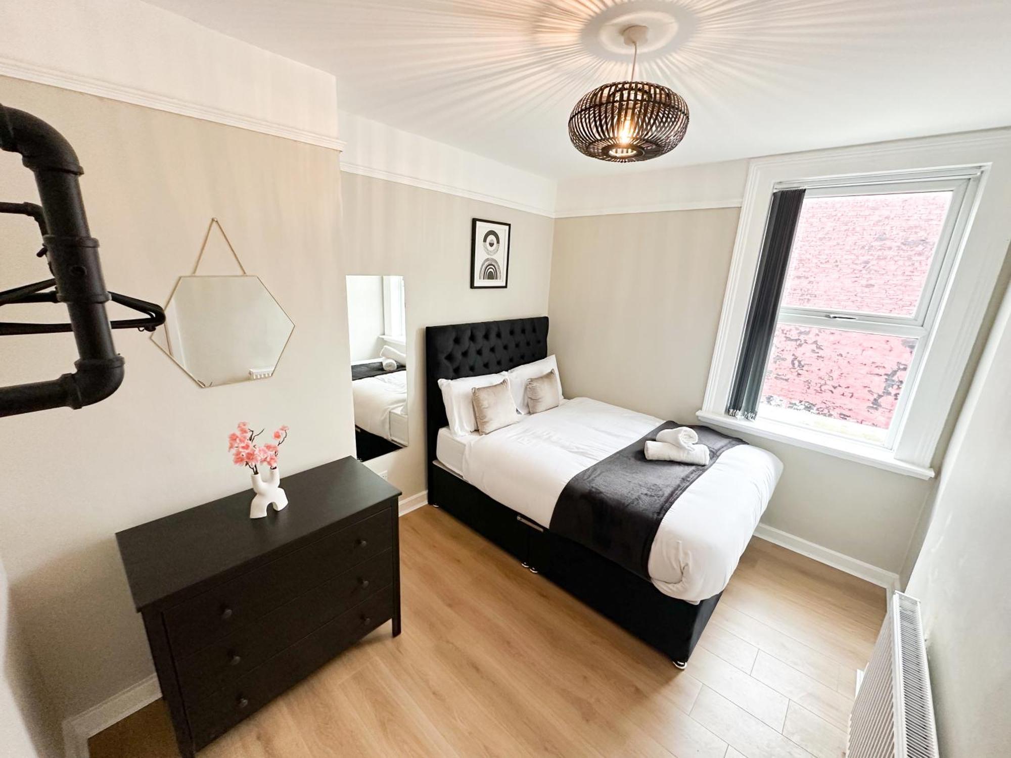 2 Bedroom House 10 Mins To City Centre & Albert Dock Liverpool Kültér fotó